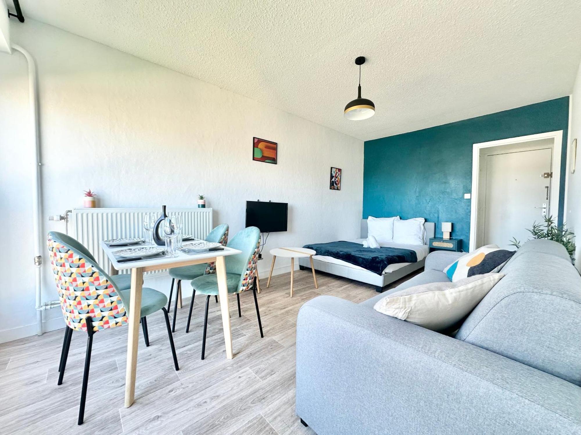 Le Baudin Avec Vue Sur Limoges Apartment Екстериор снимка